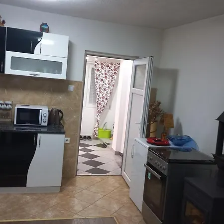 Apartment ,,bato,, *